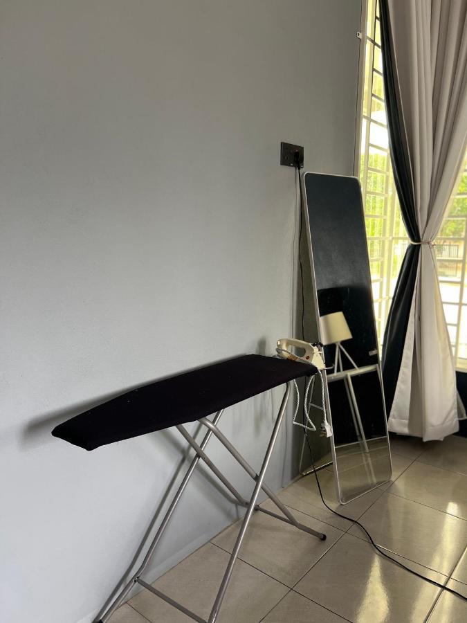 Majestic Homestay - Pasir Puteh Exteriör bild